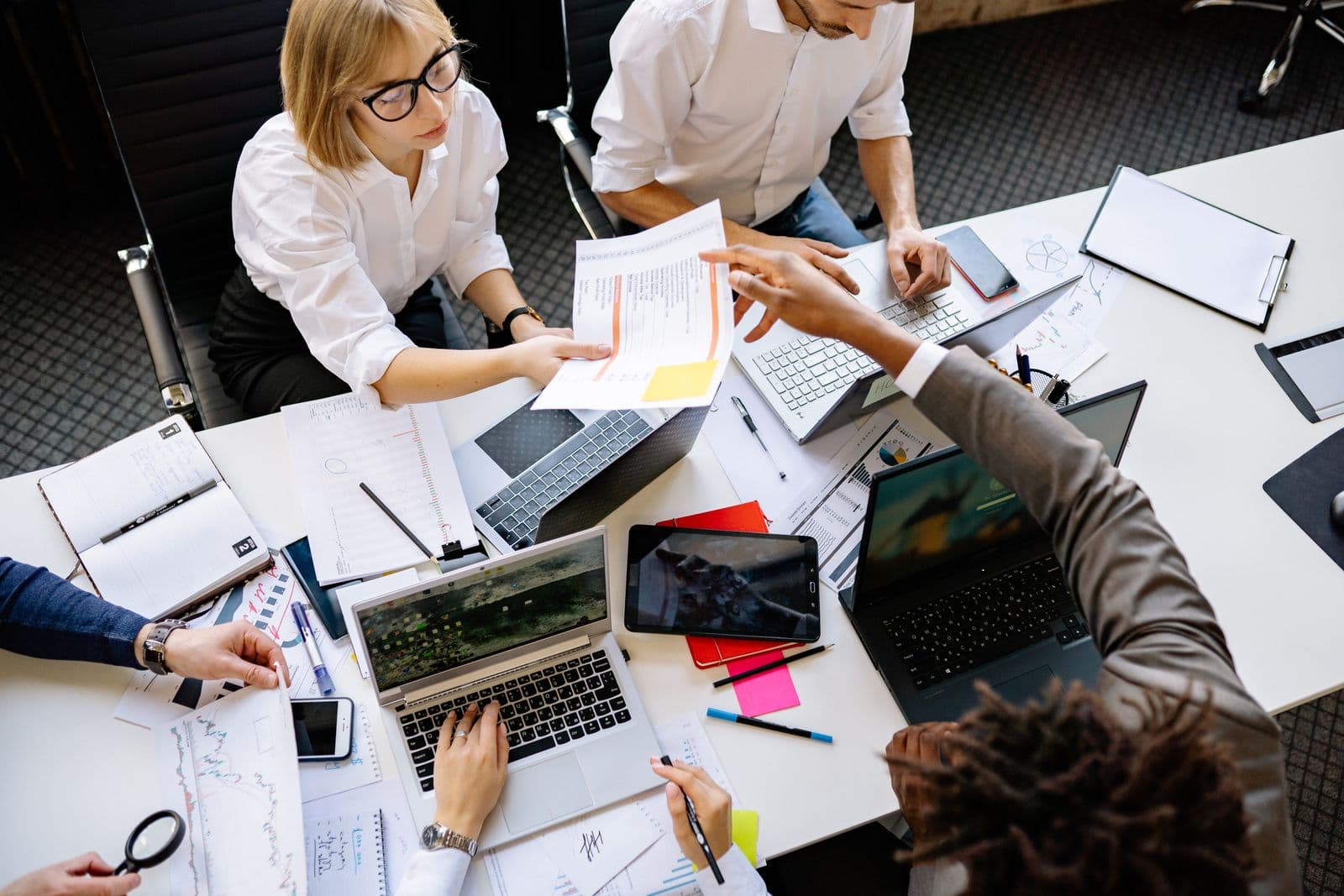 IT professionals collaborating